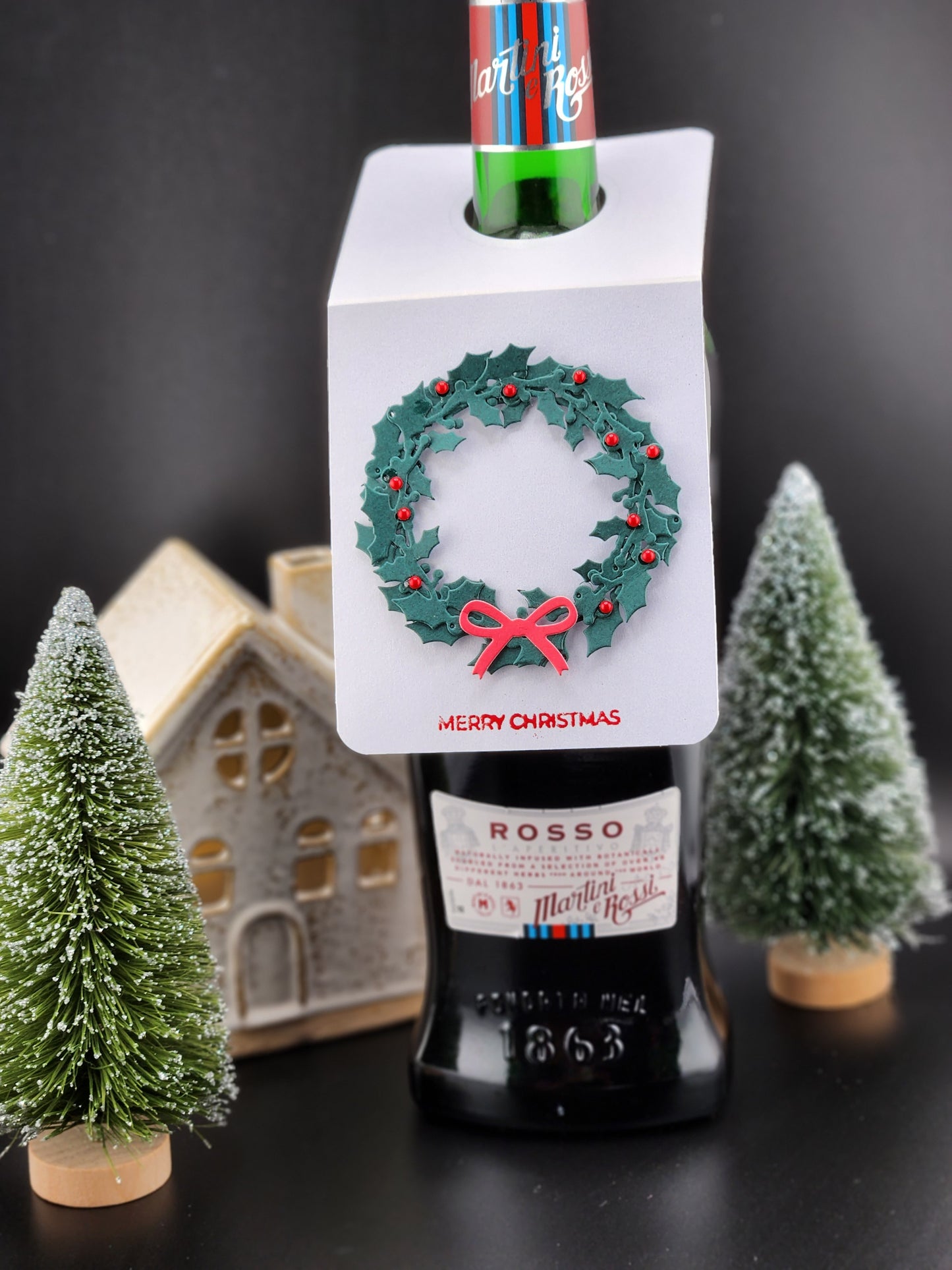 Christmas Wreath Wine Tag