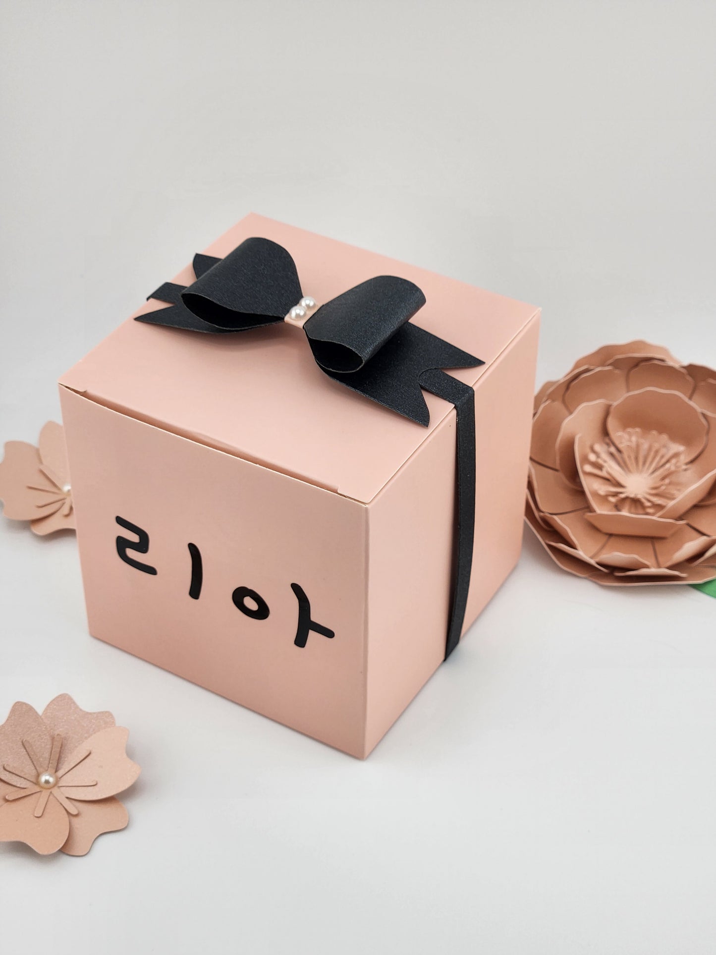 Personalized Ribbon Favor Boxes