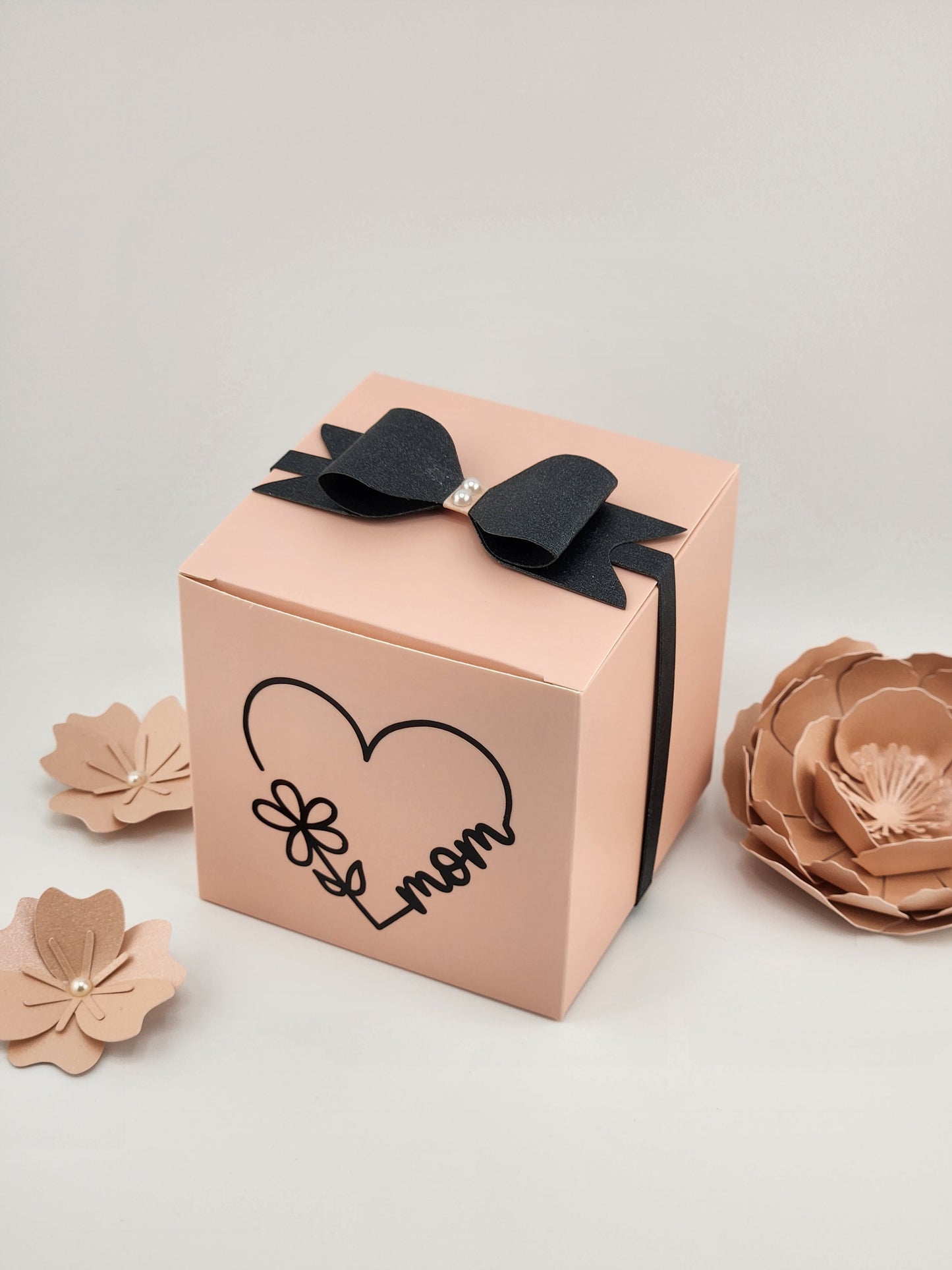 Personalized Ribbon Favor Boxes